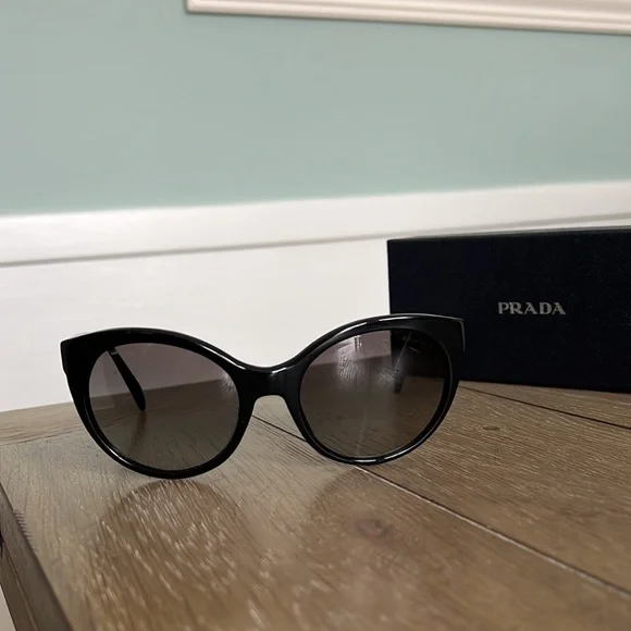 Prada | Accessories | Authentic Prada Spr 23o Black Silver  display picture 3